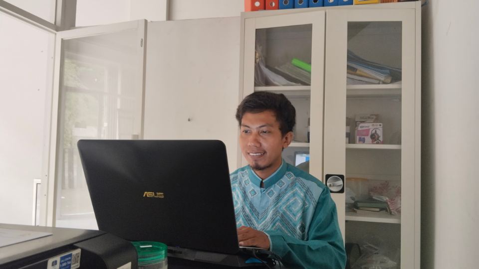 Penyebab-Mata-Kering Cara Mengatasi Mata Kering Secara Efektif dengan Insto Dry Eyes