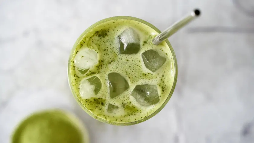 Cold-Matcha-Latte Resep dan Cara Membuat Matcha Latte Bikin Nagih ala PLANTIQ