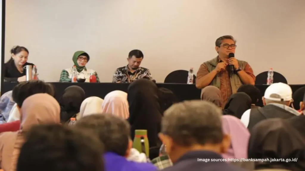 pendampingan-bank-sampah-1024x576 Layanan Program Dinas Lingkungan Hidup DKI Jakarta